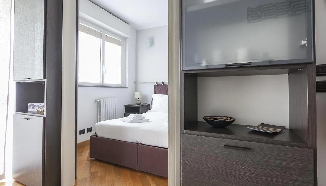 Italianway-Colletta Apartment Milan 0*,  Italy