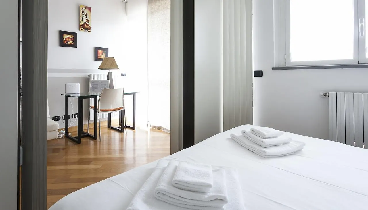 Italianway-Colletta Apartment Milan 0*,