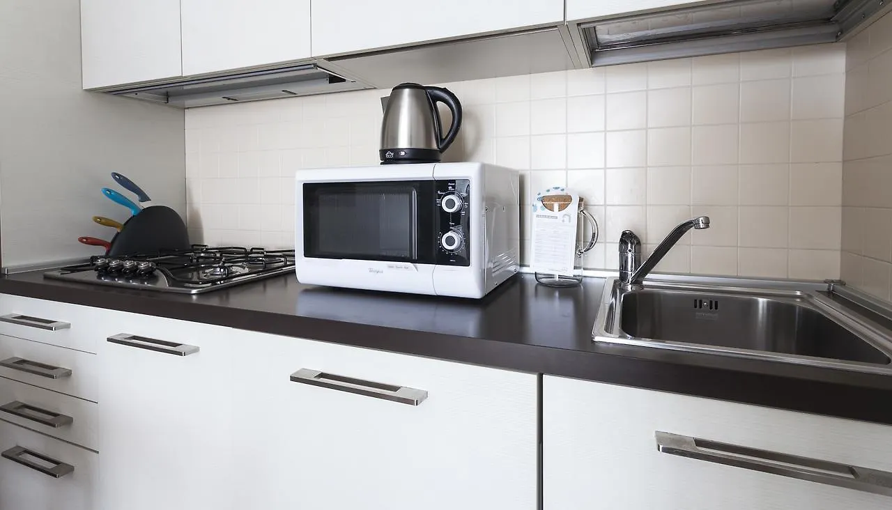 Italianway-Colletta Apartment Milan Italy
